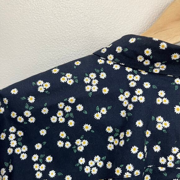 L.L.Bean Wrinkle Free Oxford Shirt 2X Plus Navy Floral Button Down Cotton - Picture 6 of 8